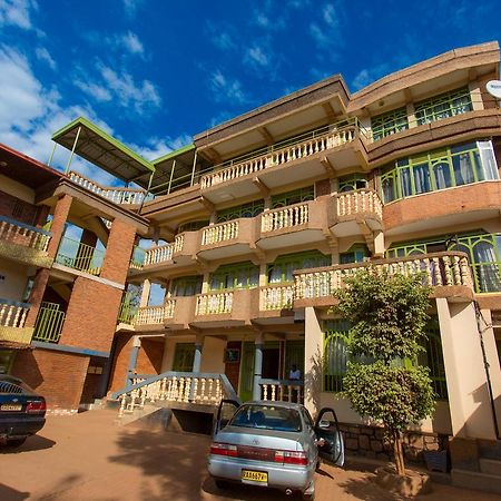 Heart Land Hotel Kigali Zewnętrze zdjęcie