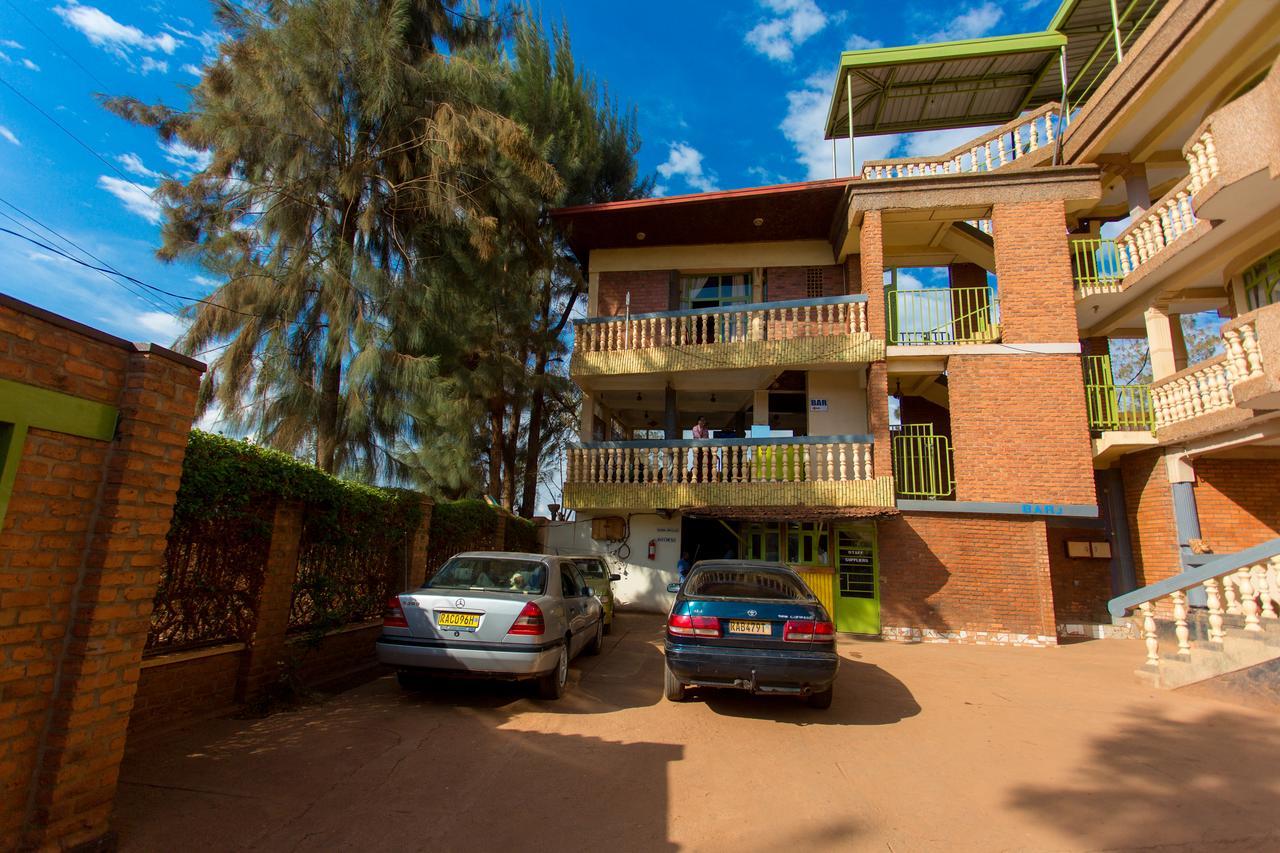 Heart Land Hotel Kigali Zewnętrze zdjęcie