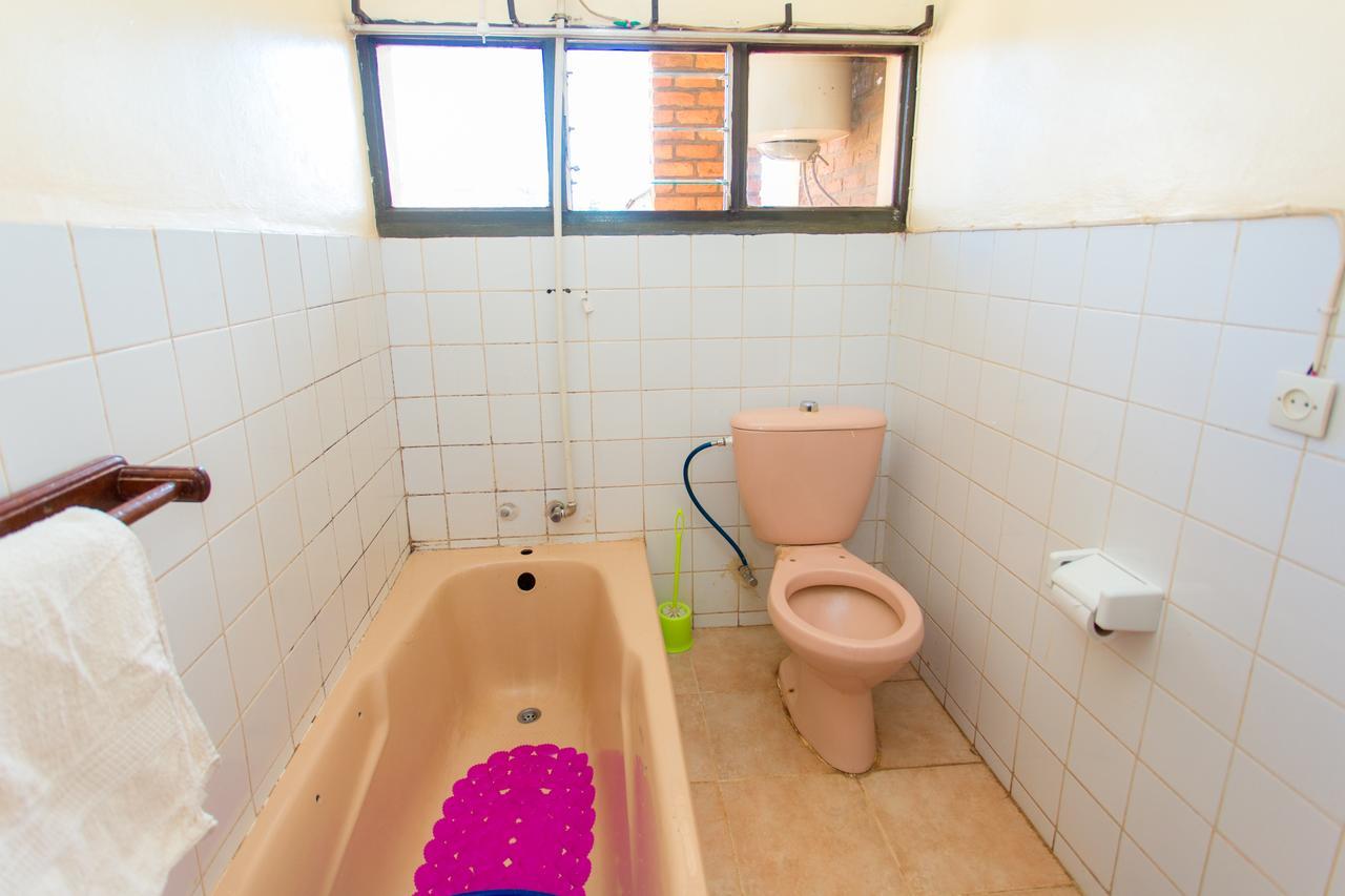 Heart Land Hotel Kigali Zewnętrze zdjęcie