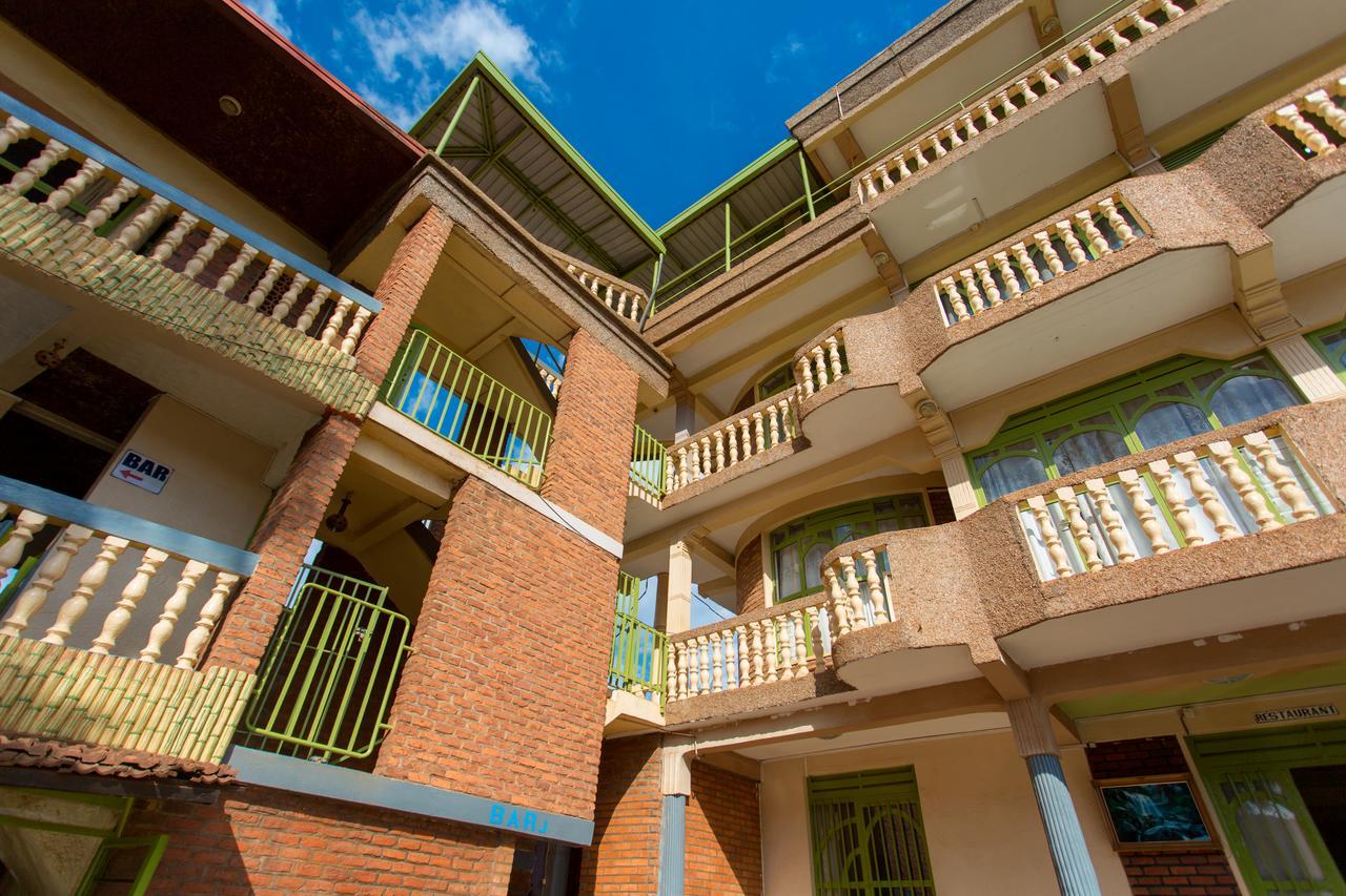 Heart Land Hotel Kigali Zewnętrze zdjęcie